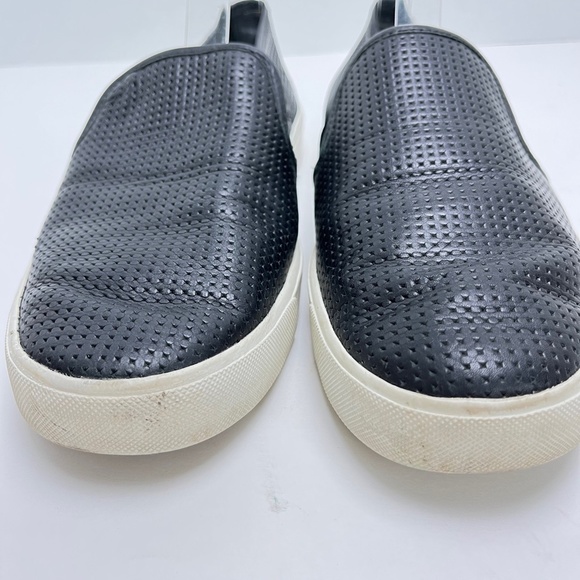 VINCE BLAIR Black Perforated Flats Loafers White Walls Slip On Casual Shoes  9 - Picture 6 of 16